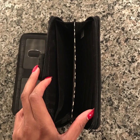 Vera Bradley Turn Lock Wallet - Picture 8 of 8